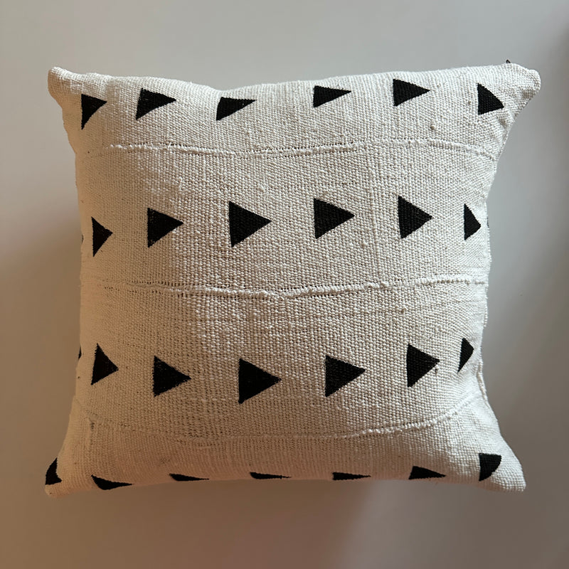MUD CLOTH CUSHION - AAROW