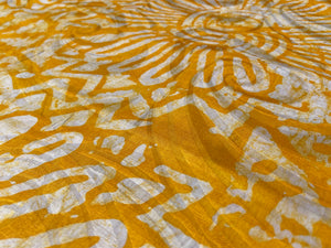 African handdyed Batik fabric. 100% cotton. Width 120cm sold in 1 yard (90cm) lengths if you purchase more than 1 it will come as a continuous piece.   This  design has been dyed onto  a 100% cotton white Bazin also known as Jacquard base cloth. It has a lovely drape. Perfect for dresses, shirts, head wraps, scarves, sarongs curtains and more. 